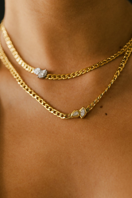 Benoîte - Gold Double Diamond Cluster Curb Necklace