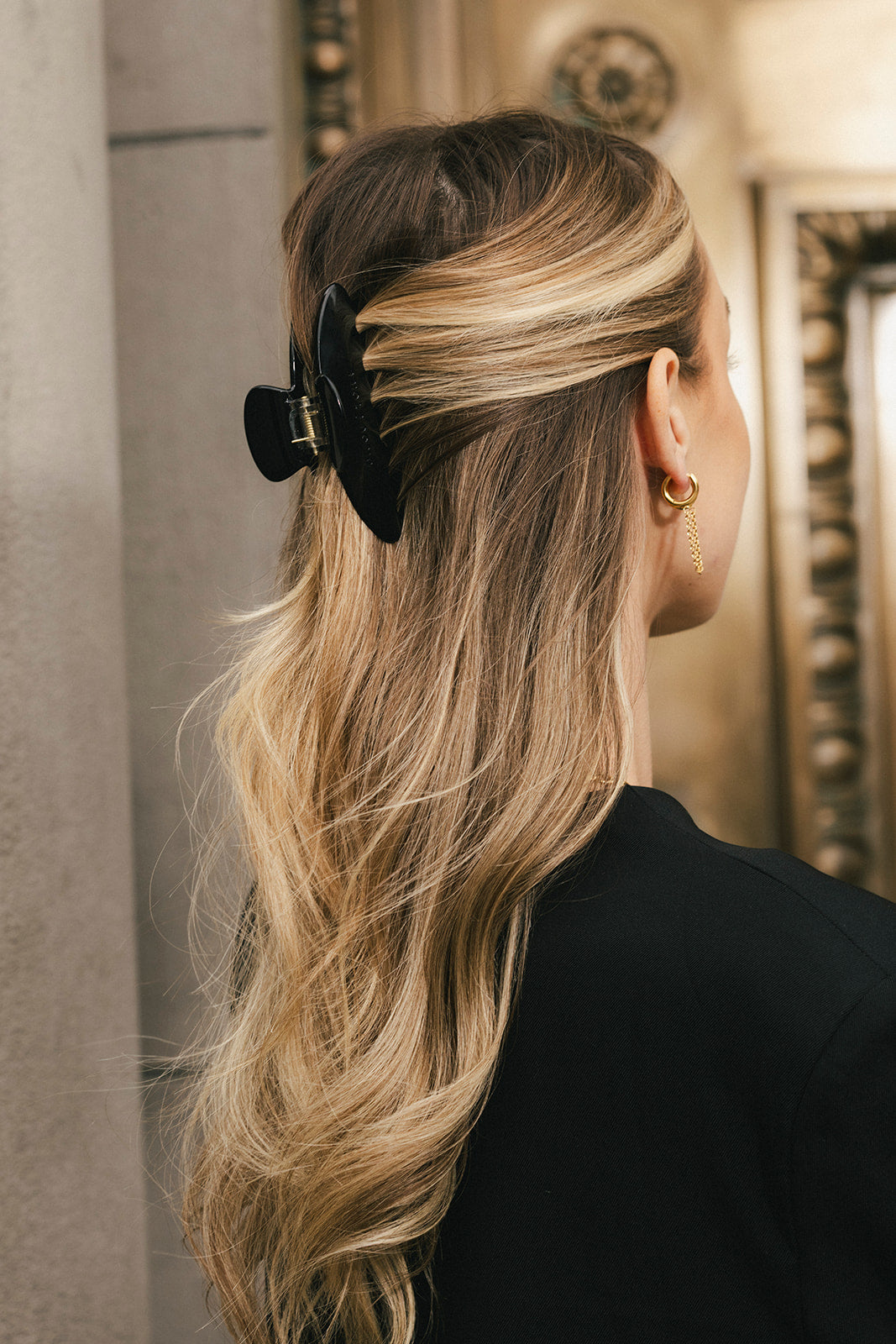 Bijou Étoile Large Hair Claw in Caviar