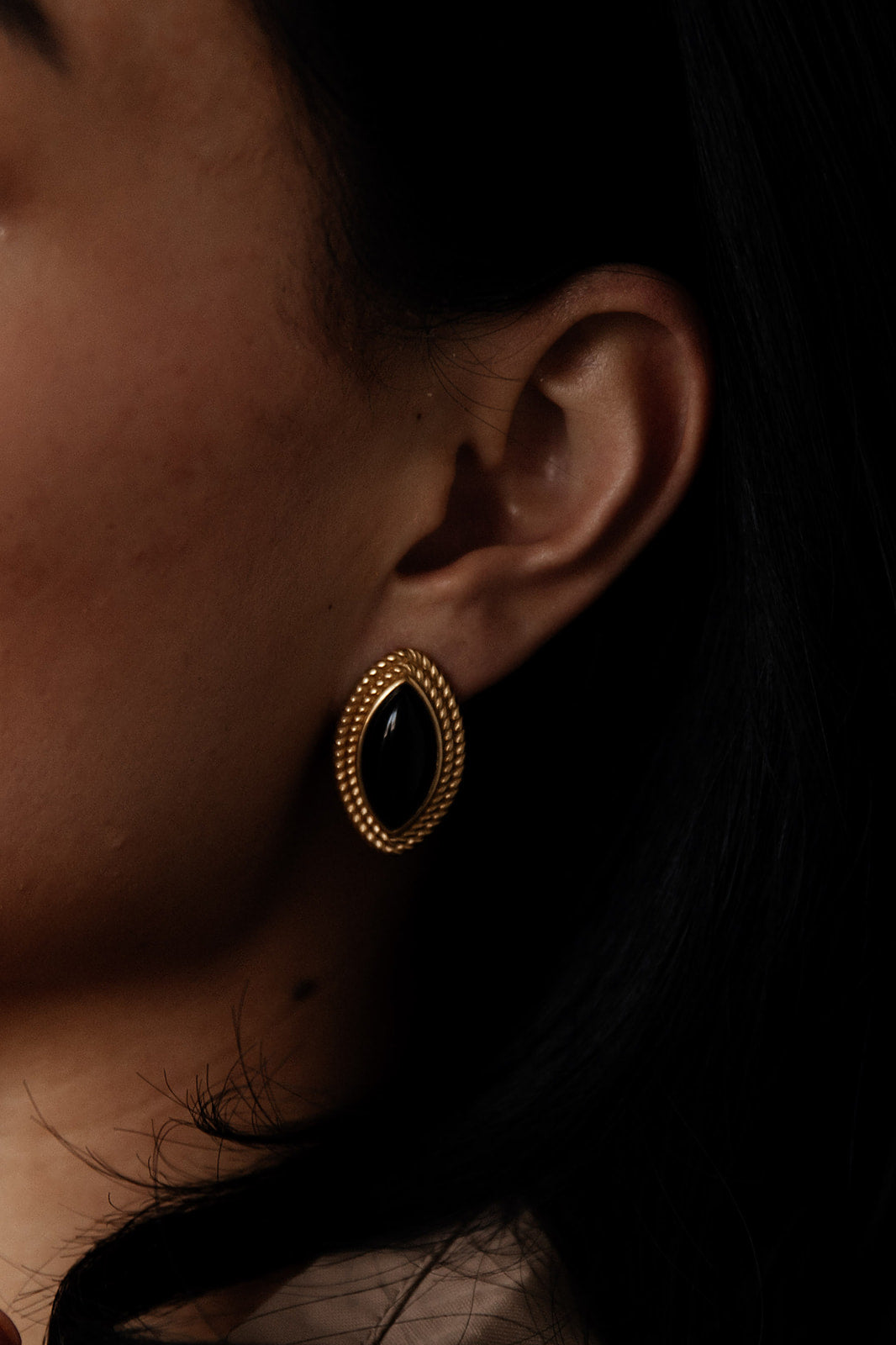 Diana - Gold Black Oval Stud Earrings
