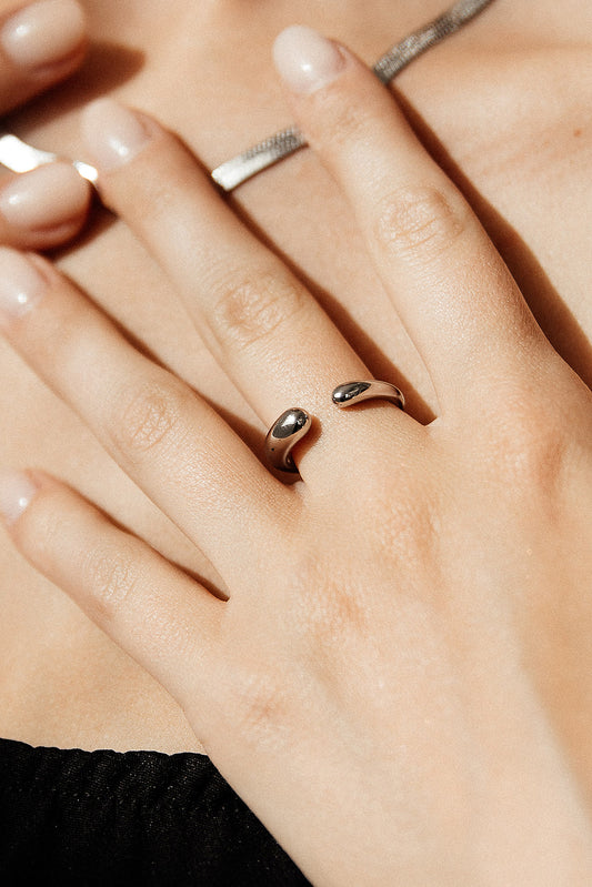 Echo - Silver Adjustable Water Drop Ring