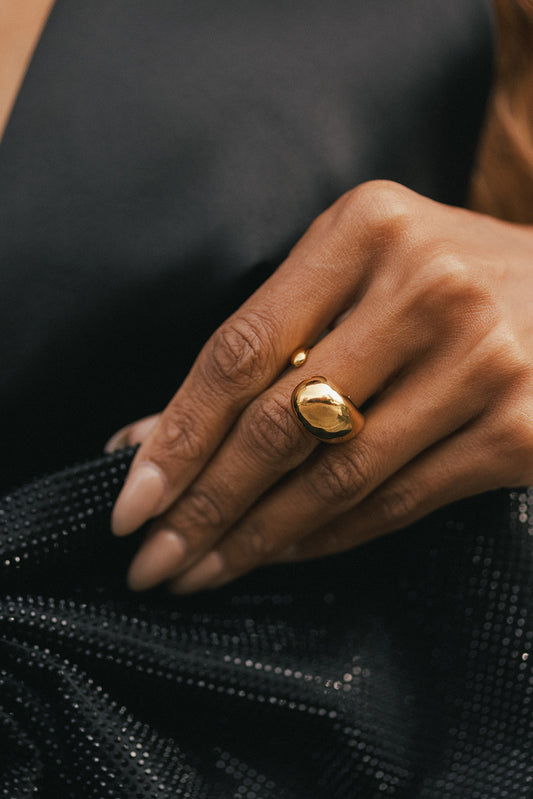 Mila - Gold Adjustable Teardrop Ring