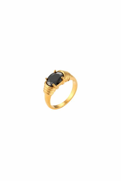 Bea - Gold Black Stone Ring