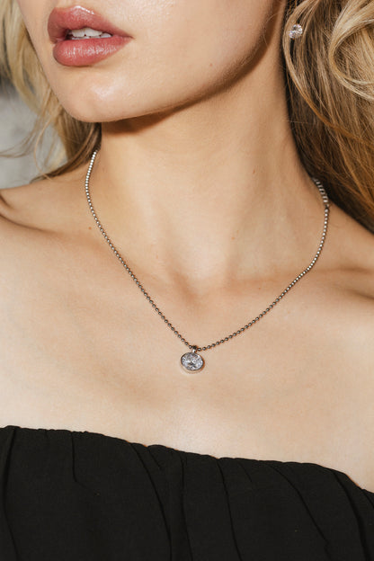 Perrine - Silver Oval Diamond Beaded Necklace