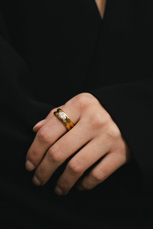 Athena - Gold Oval Diamond Double Layered Ring