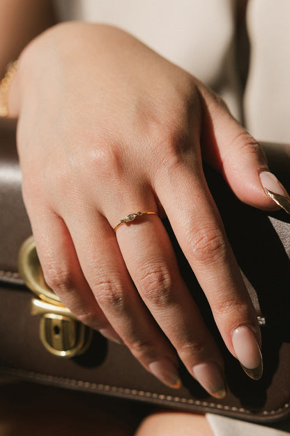 Dalia - Gold Dainty Diamond Ring