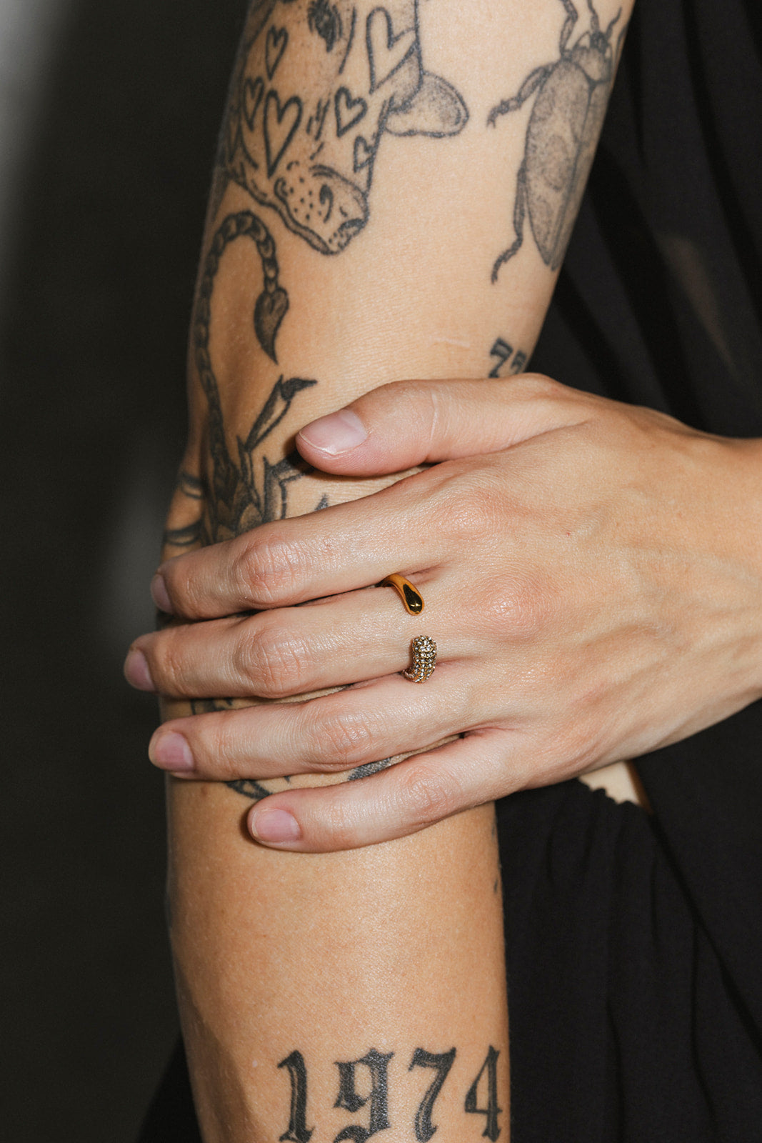Echo - Gold Adjustable Diamond Ring