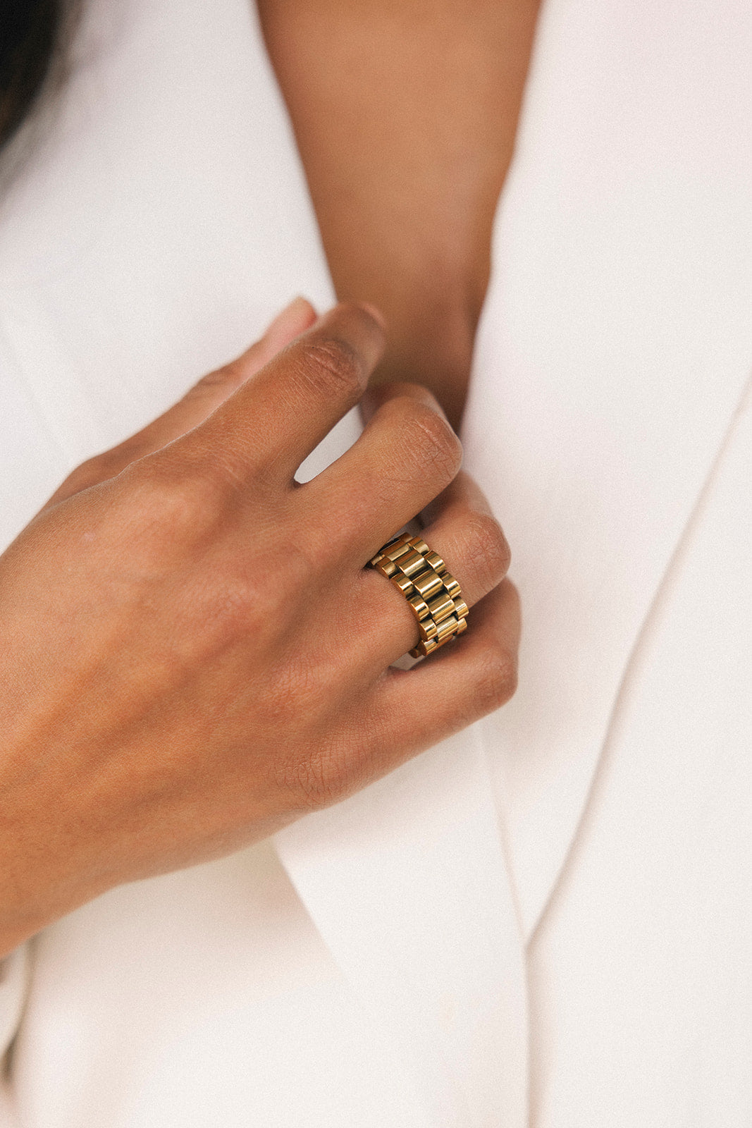 L’Heure - Gold Watch Band Ring
