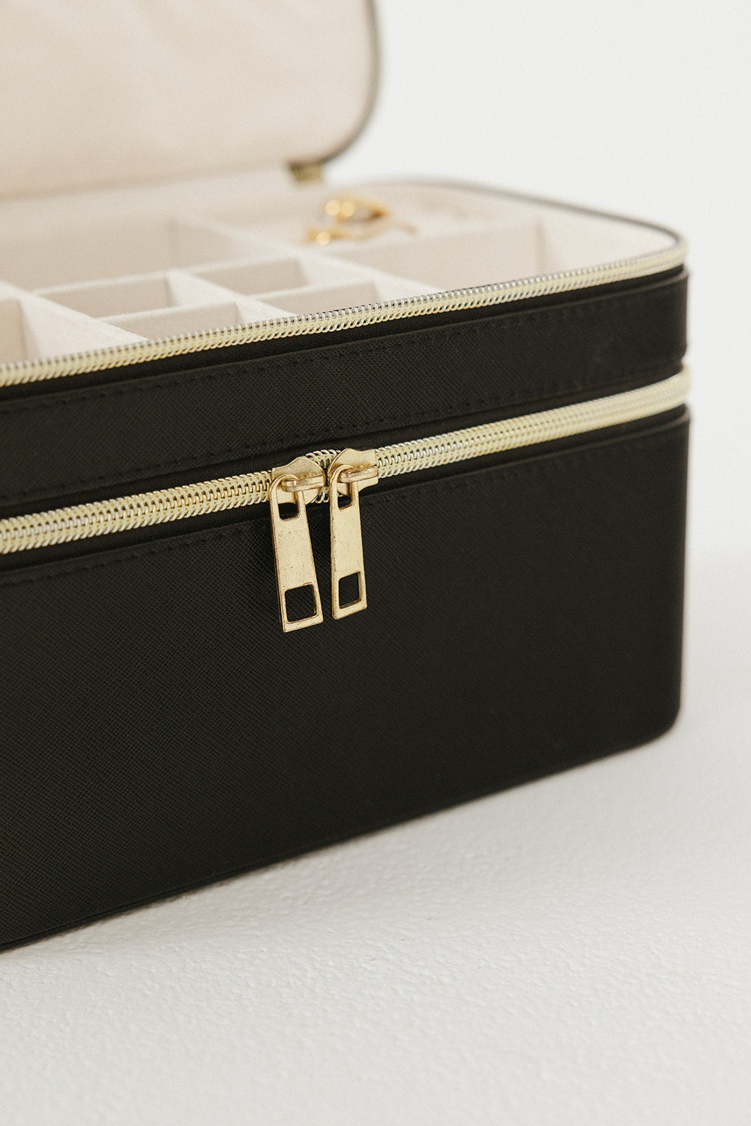 Jewelry Vanity Case Caviar (PRE-ORDER)