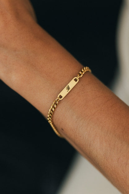 Engraved Curb Chain Bracelet