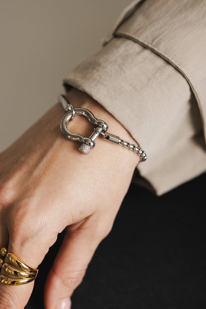 Solène - Silver Lock Pendant Bracelet