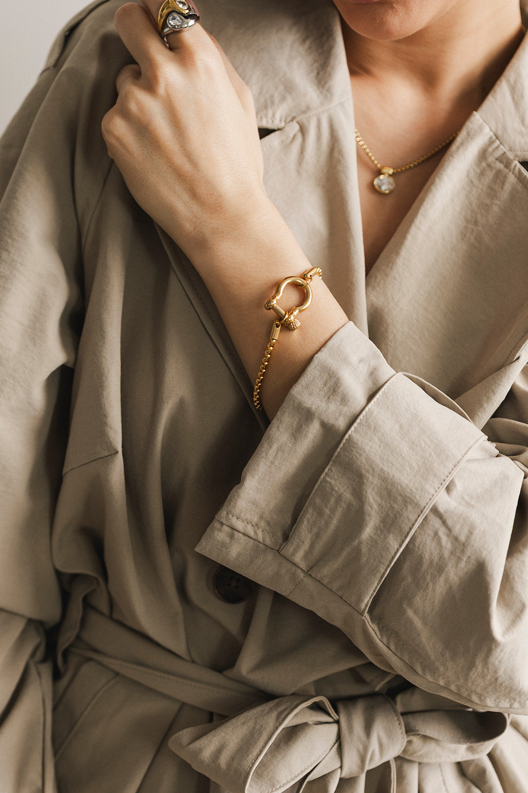 Solène - Gold Lock Pendant Bracelet