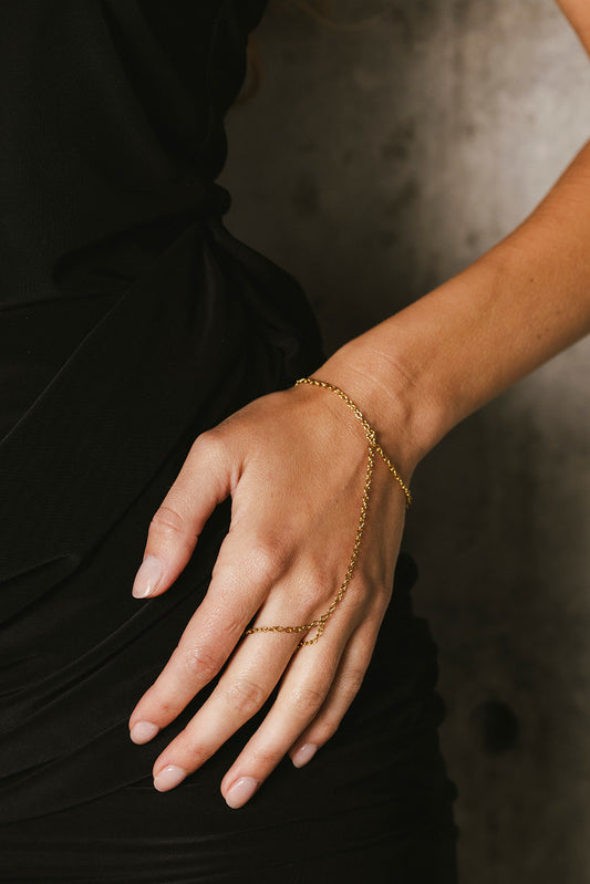 Nia - Gold Original Hand Chain