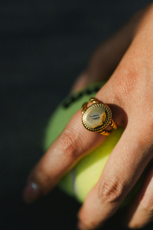 Joséphine - Gold Double Twisted Band Signet Ring (Engravable)