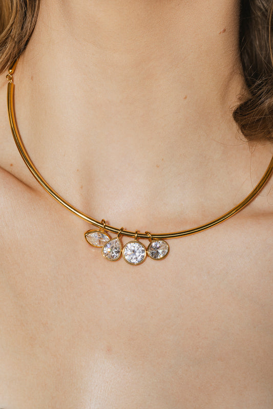 Claudia - Gold Pendant Collar Necklace