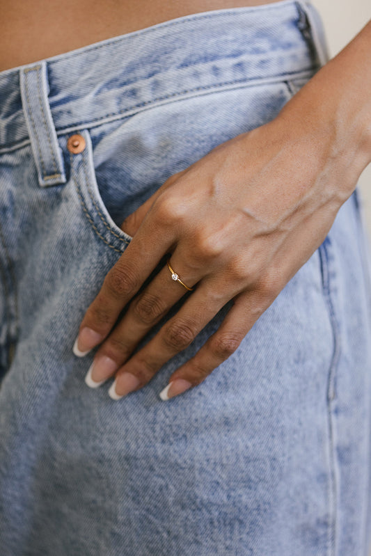 Vivienne - Gold Dainty Diamond Ring