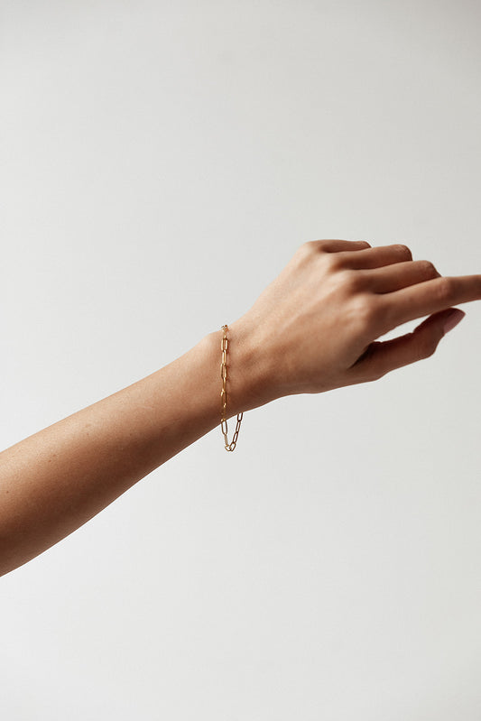 Ava - Gold Paperclip Chain Bracelet
